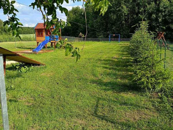 Tyrolka i strefa zabaw dla dzieci