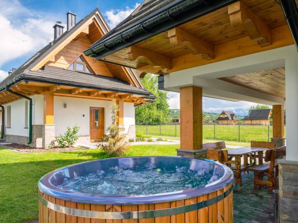 Domki "Na Dziedzinie" z Gorącą Balią