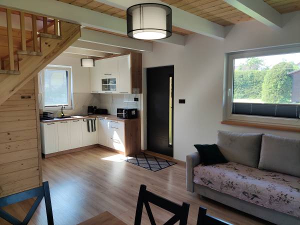 Biały domek letniskowy- kuchnia