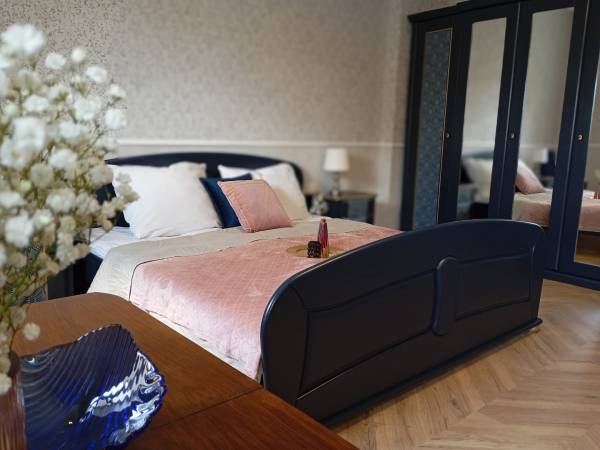 Pokój 4 osobowy z łazienką (Ip.)