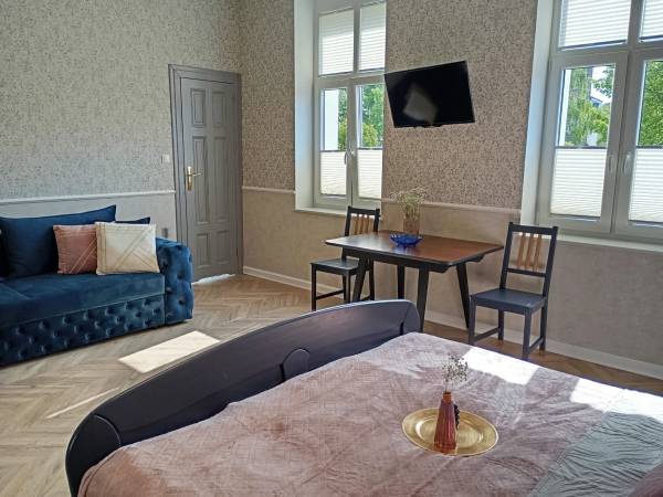 okój 4 osobowy z łazienką (I p.)