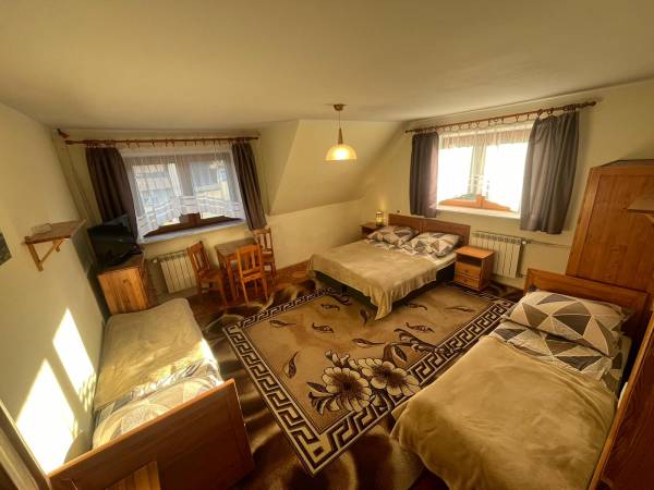 Pokój nr 4 piętro II