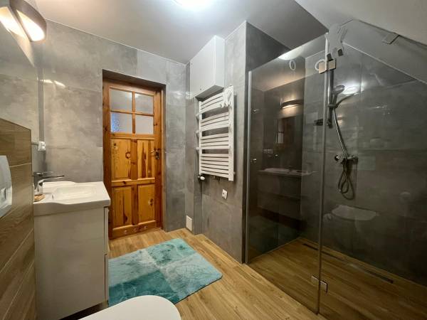 Łazienka II piętro