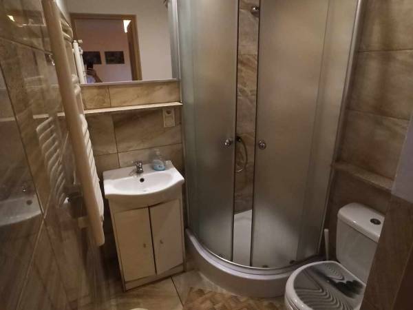 Łazienka w pokoju nr 3