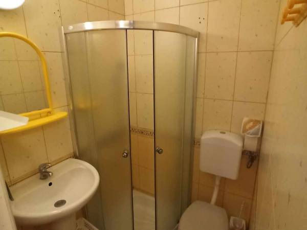 Łazienka w pokoju nr 5