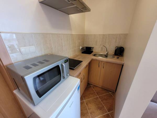 Pokój nr 11 cztero lub pięcioosobowy z aneksem kuchennym