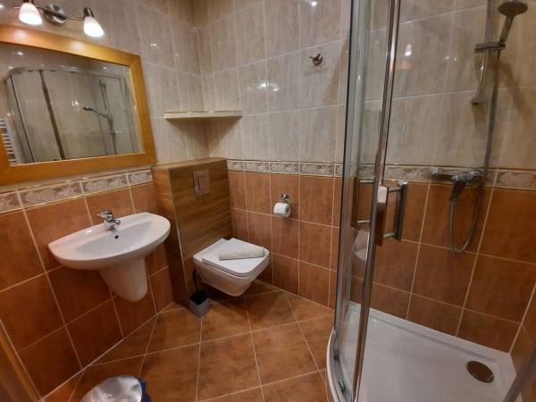 Pokój czteroosobowy nr 7