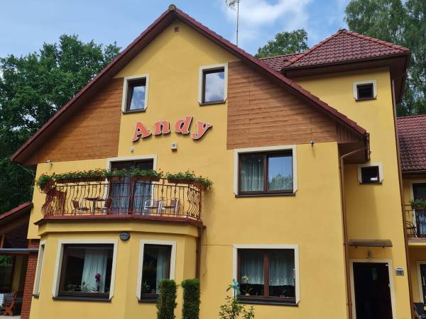 Dom Gościnny i domki Andy