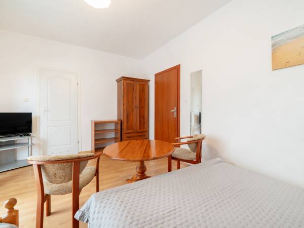 Pokój nr 2 z balkonem dla 3 os