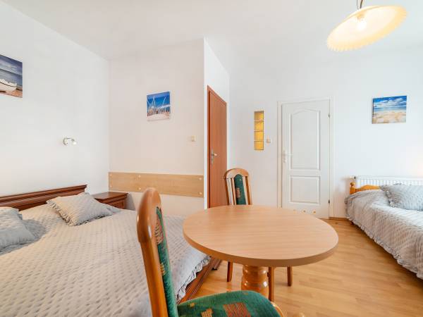 Pokój nr 3 z balkonem dla 3 os 