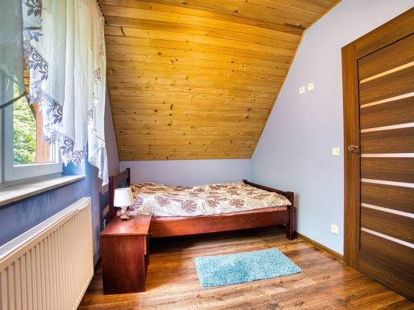 domek żółty - sypialnia II