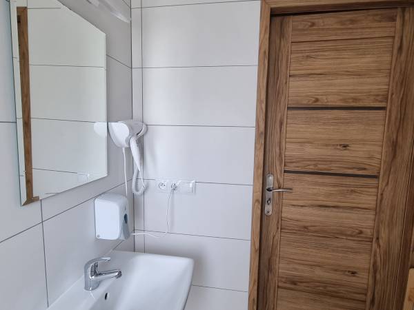 Łazienka w domku drewnianym