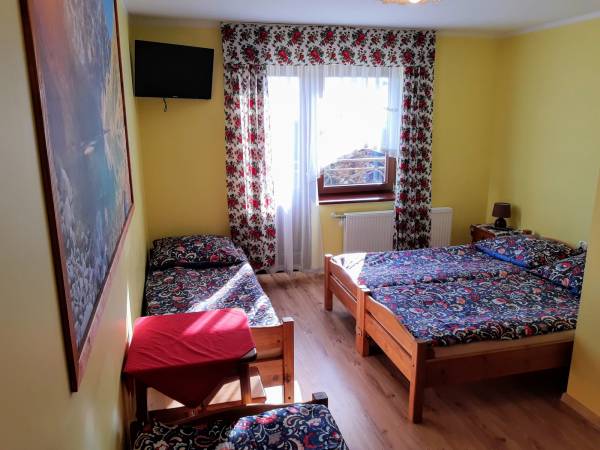 Pokój 4 os z balkonem 