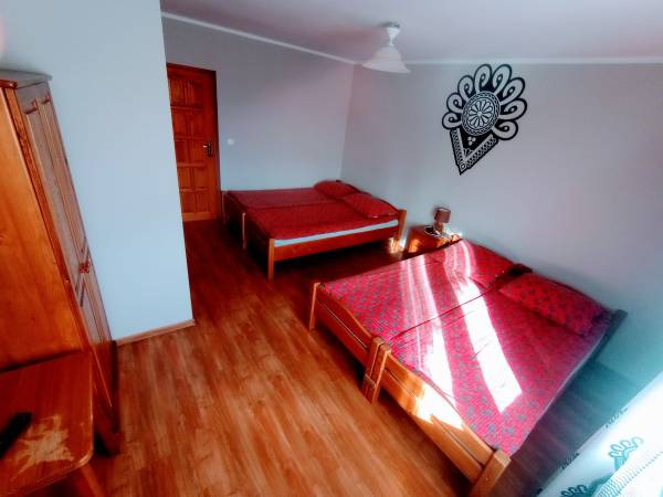 Pokój 4 os z balkonem 