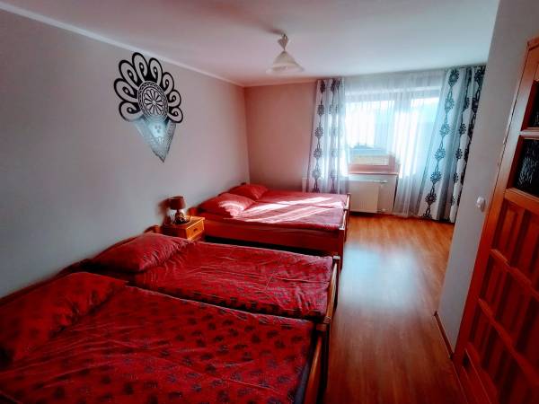 Pokój 4 os z balkonem 