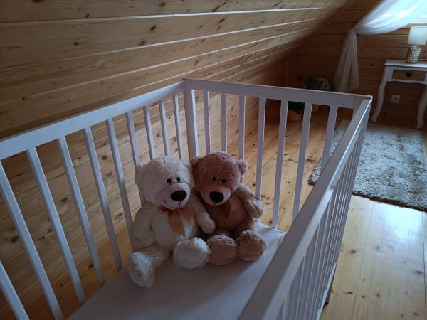 Szary Domek Nad Jeziorem