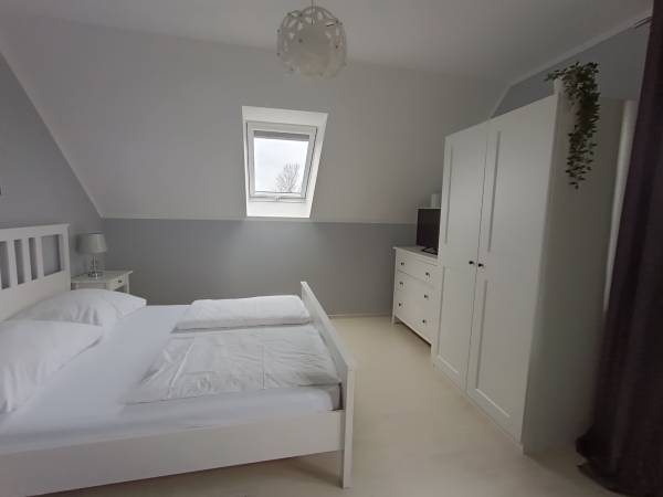 Dom Nad Jeziorem - Natalia