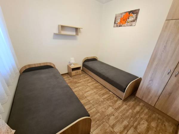 Domek 6-os (nr 2,3 i 4)