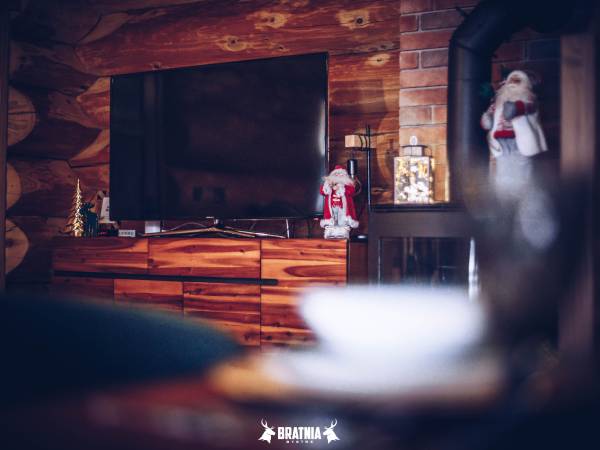 BRATNIA BYSTRE - Domy z bala z jacuzzi i sauna