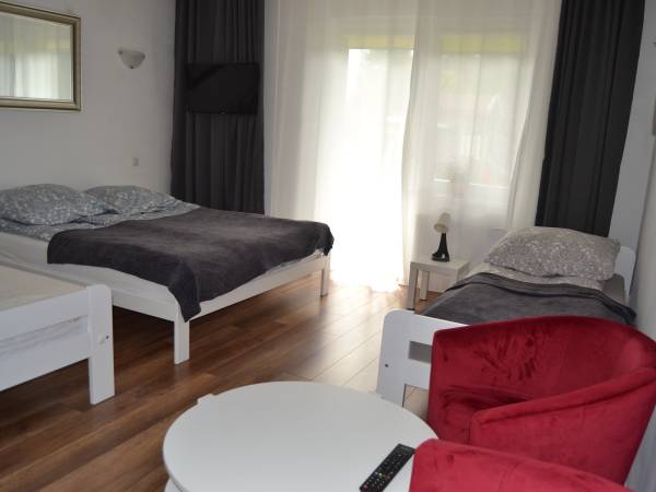 Dom Aurora Pokoje i Apartamenty w Dziwnówku