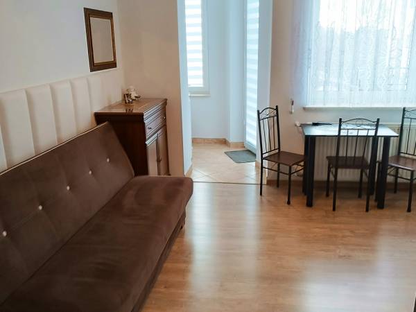 Pokój 2-3. osob. łazienka, taras.