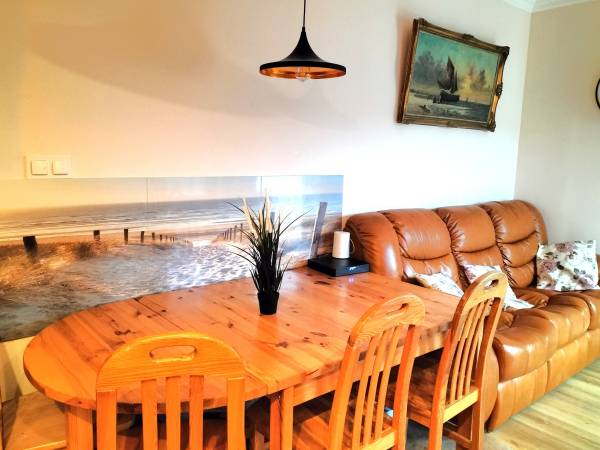 Apartament brązowy.