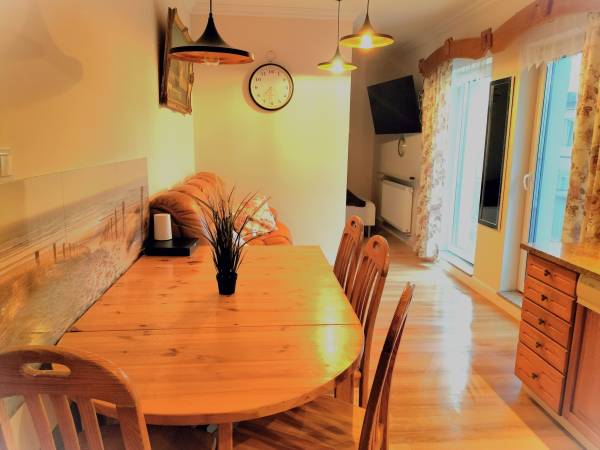 Apartament brązowy.