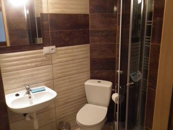  POKOJE & APARTAMENTY U BARTKA