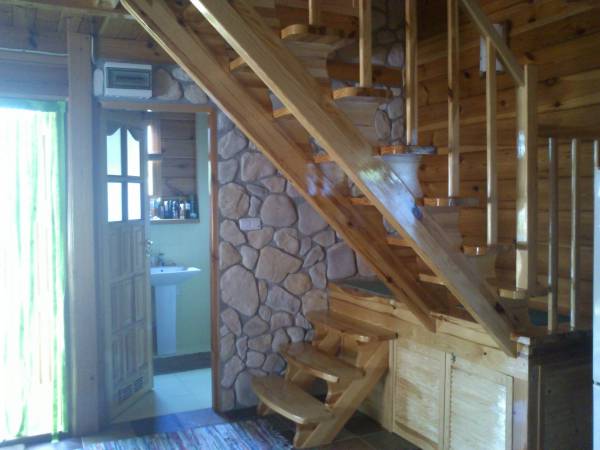 DOMEK RODZINNY NAD JEZIOREM BIAŁYM