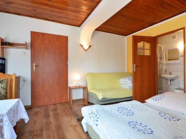 31/ 3 lub 4-osobowy z balkonem