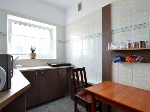 Aneks kuchenny w budynku głównym