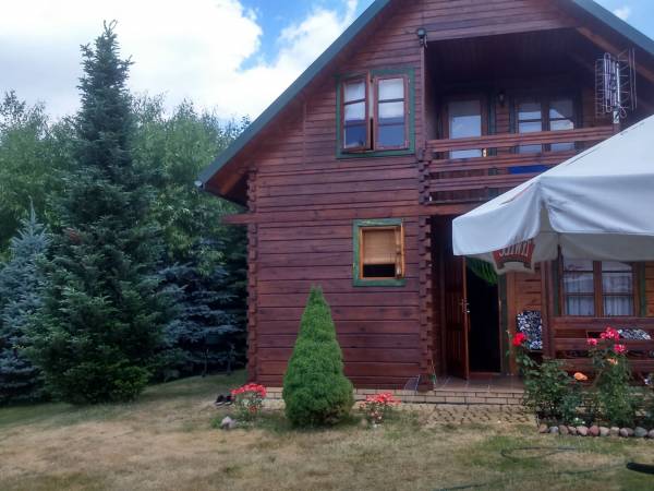 DOMEK RODZINNY NAD JEZIOREM BIAŁYM