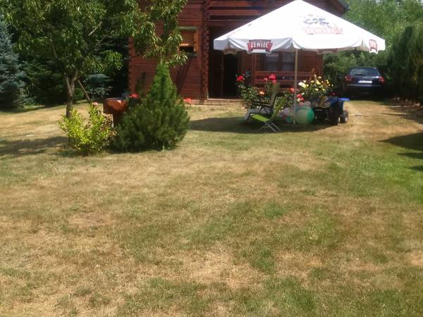 DOMEK RODZINNY NAD JEZIOREM BIAŁYM