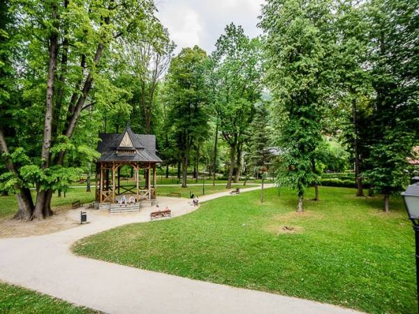 Pokoje Gościnne Przy Altanie