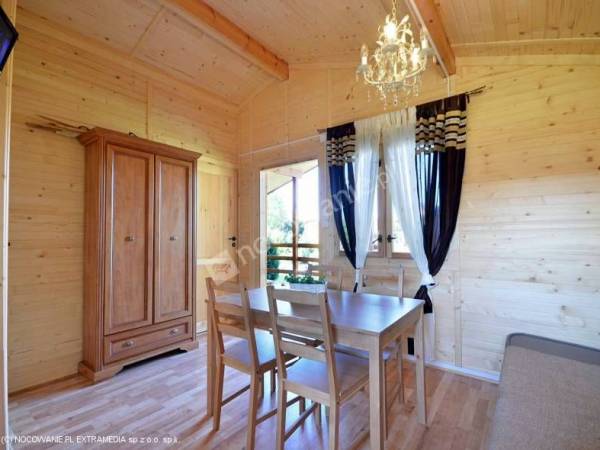 Domki i pokoje Nadia