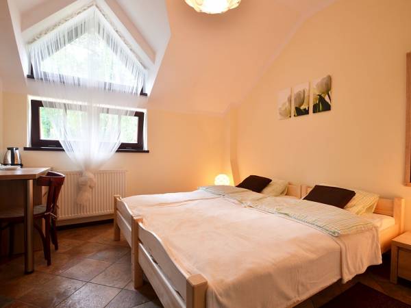 Pokoje Gościnne Przy Altanie