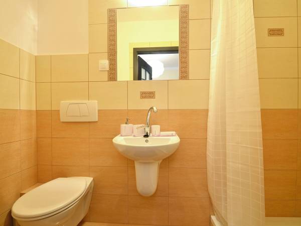 Pokoje Gościnne Przy Altanie