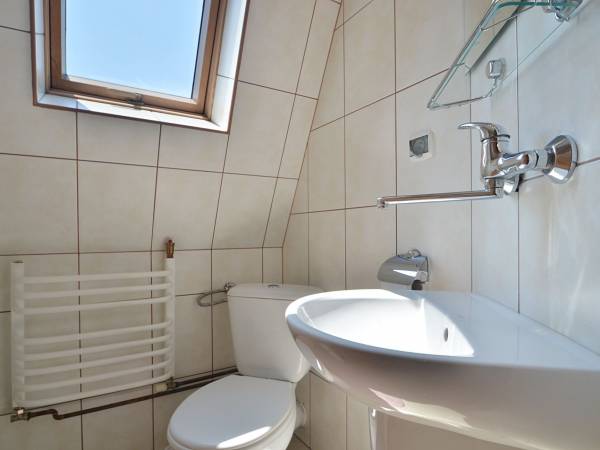 Łazienka studio na poddaszu Siuster 2