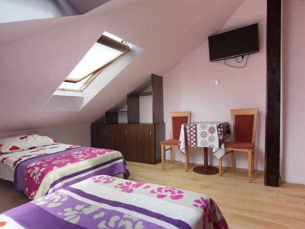 Zielony Dom - Pokoje Gościnne Nad Rzeczką