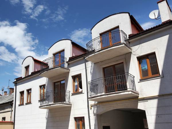 Tanie Noclegi dla firm Traper