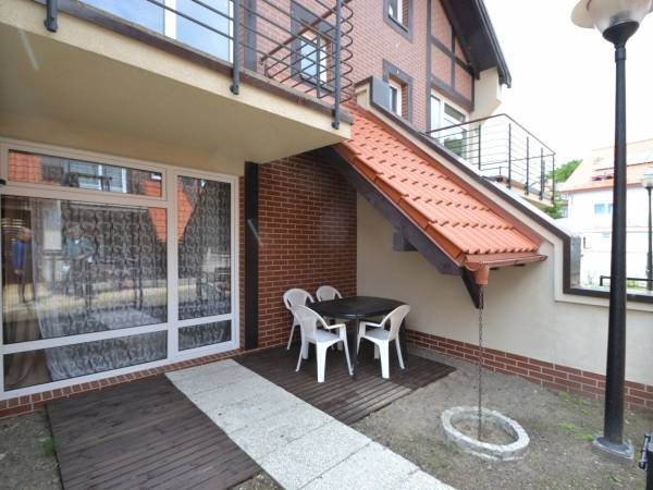 Apartament 4osobowy z ogródkiem