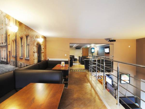 Pensjonat i Restauracja Nad Złotą Nitką