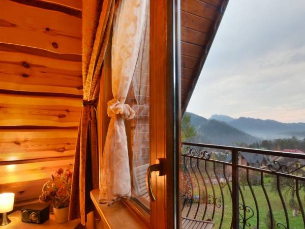 Widok z apartamentu "Trzy Korony"