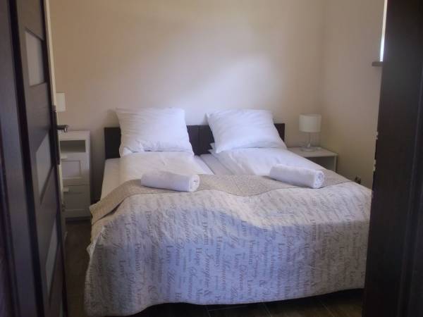 sypialnia w apartamencie