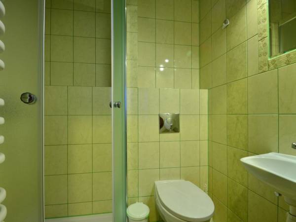 lazienka w pokoju nr 1