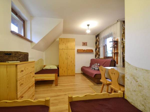 Amelia Domek nad Grajcarkiem