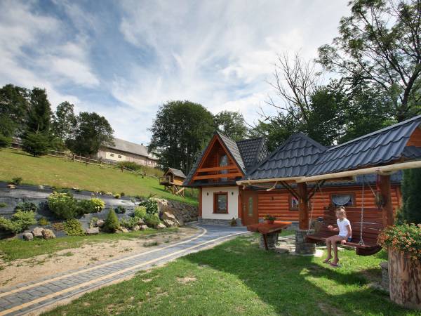 Domek Zohylina i Apartament Rozeta