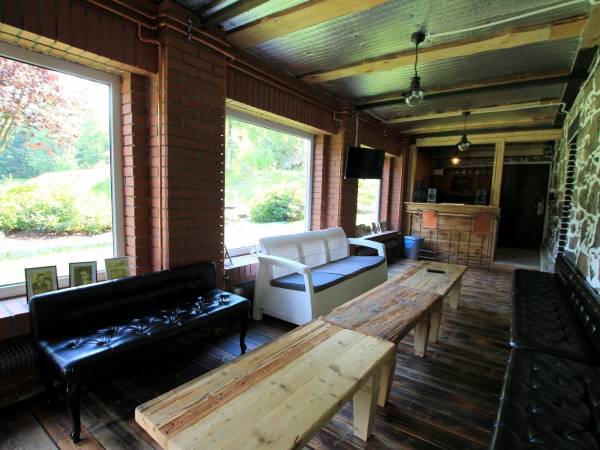 BAR/KAWIARNIA/TARAS ZIMOWY