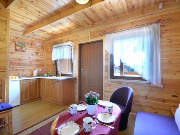 WNĘTRZE DOMKU PARTEROWEGO