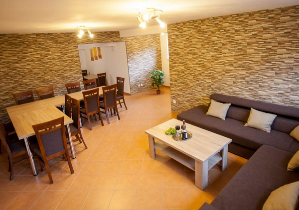 Domek pod lasem w Roháčach